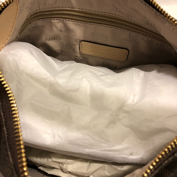 *BRAND NEW BROWN/TAN MICHAEL KORS BAG* - Picture 2 of 4